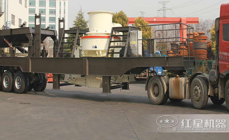 时产150-500吨的大中型移动磨砂机整装待发